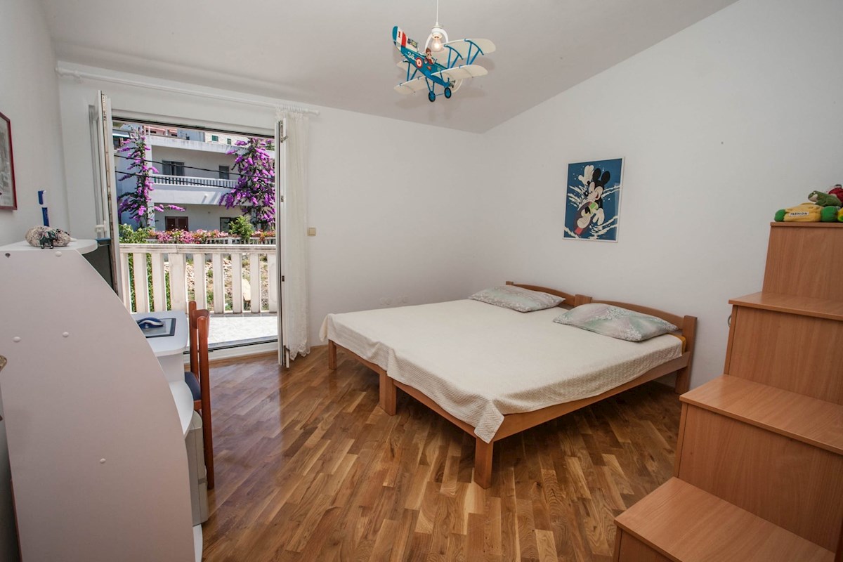 House For sale - SPLITSKO-DALMATINSKA DUGI RAT