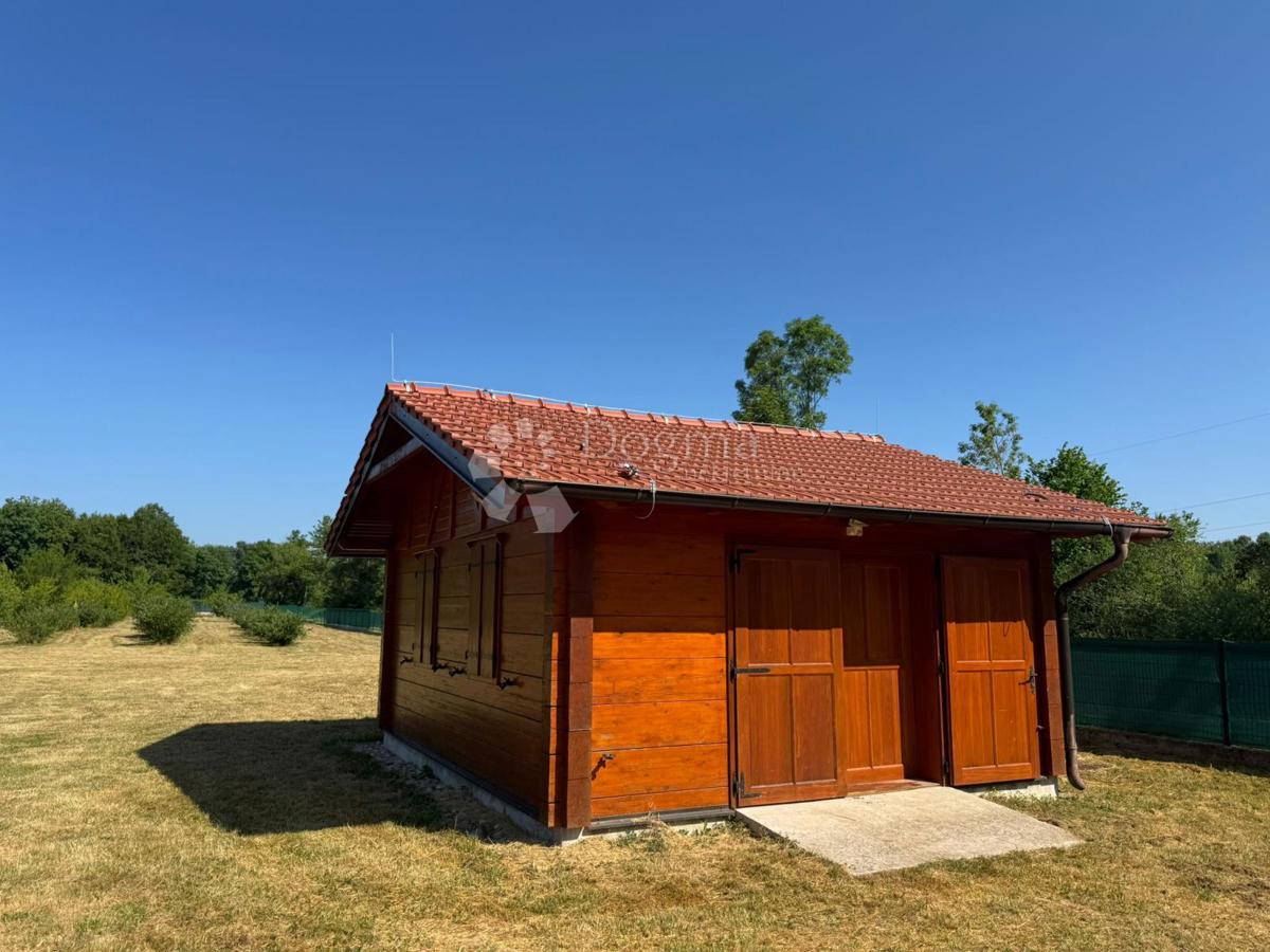 Haus Zu verkaufen - LIČKO-SENJSKA LOVINAC
