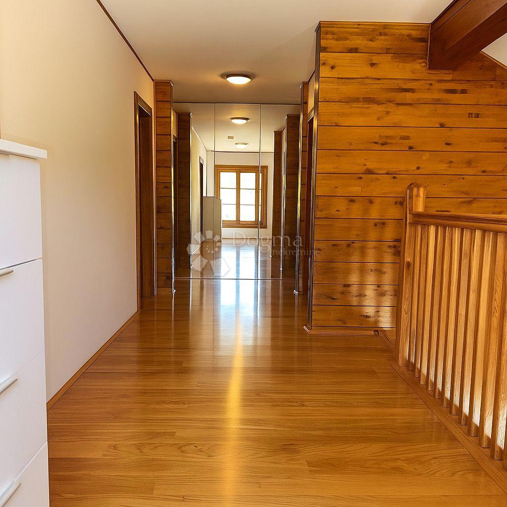Haus Zu verkaufen - LIČKO-SENJSKA LOVINAC