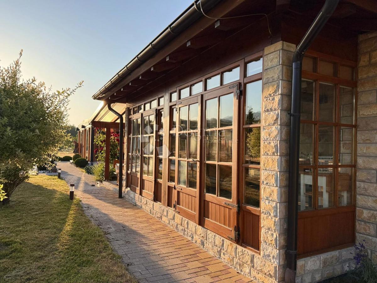 Haus Zu verkaufen - LIČKO-SENJSKA LOVINAC