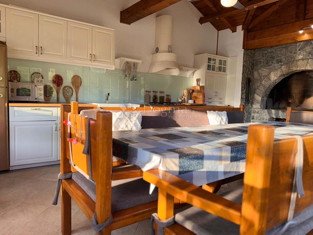 Haus Zu verkaufen - LIČKO-SENJSKA LOVINAC