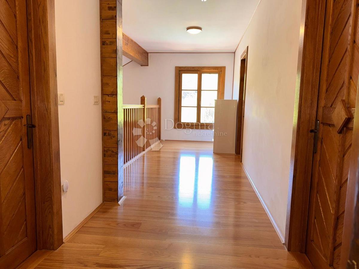 Haus Zu verkaufen - LIČKO-SENJSKA LOVINAC