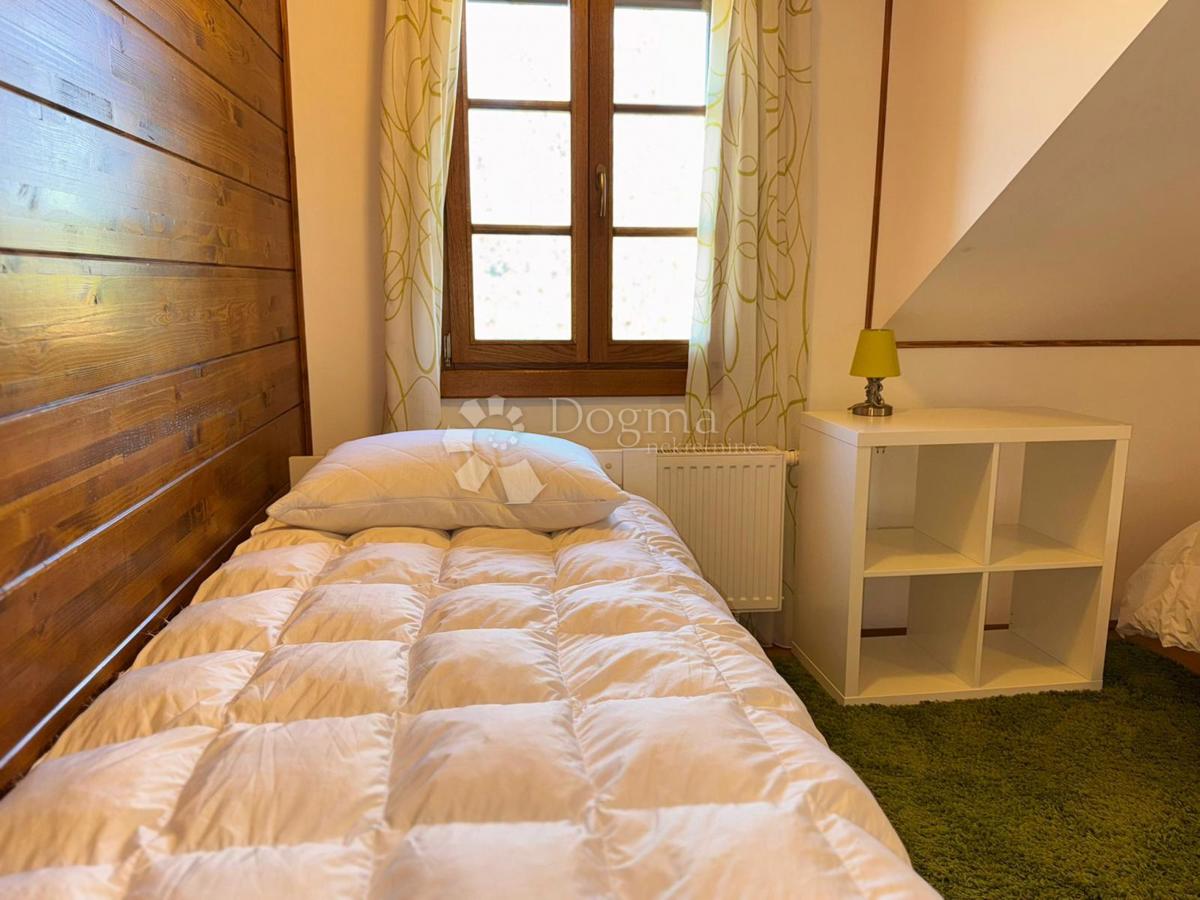 Haus Zu verkaufen - LIČKO-SENJSKA LOVINAC
