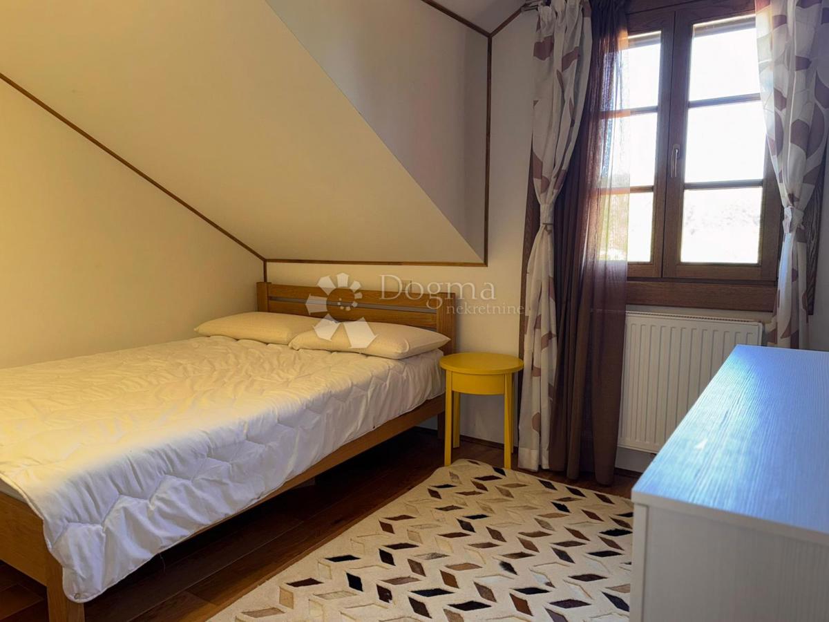 Haus Zu verkaufen - LIČKO-SENJSKA LOVINAC