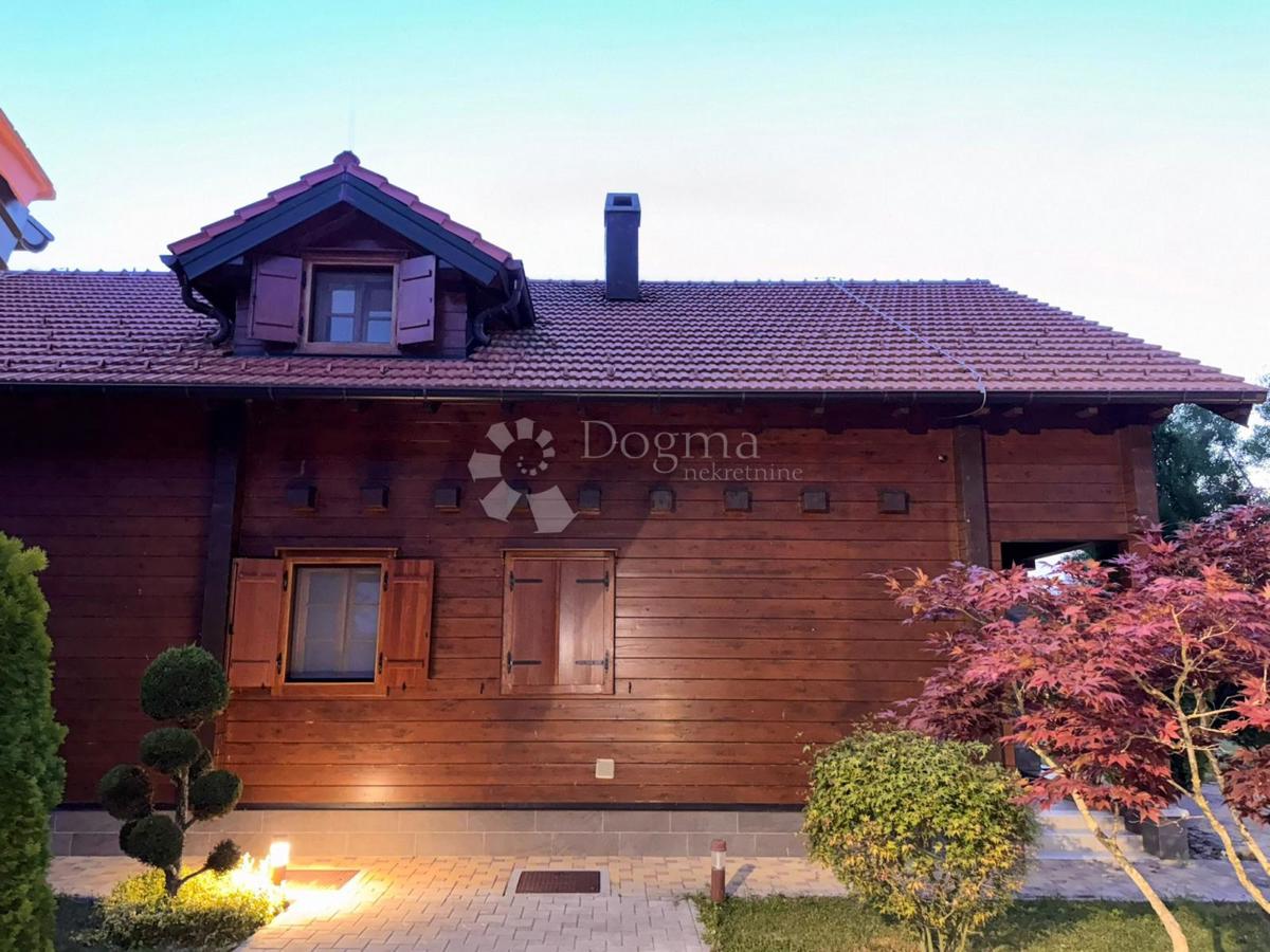 Haus Zu verkaufen - LIČKO-SENJSKA LOVINAC