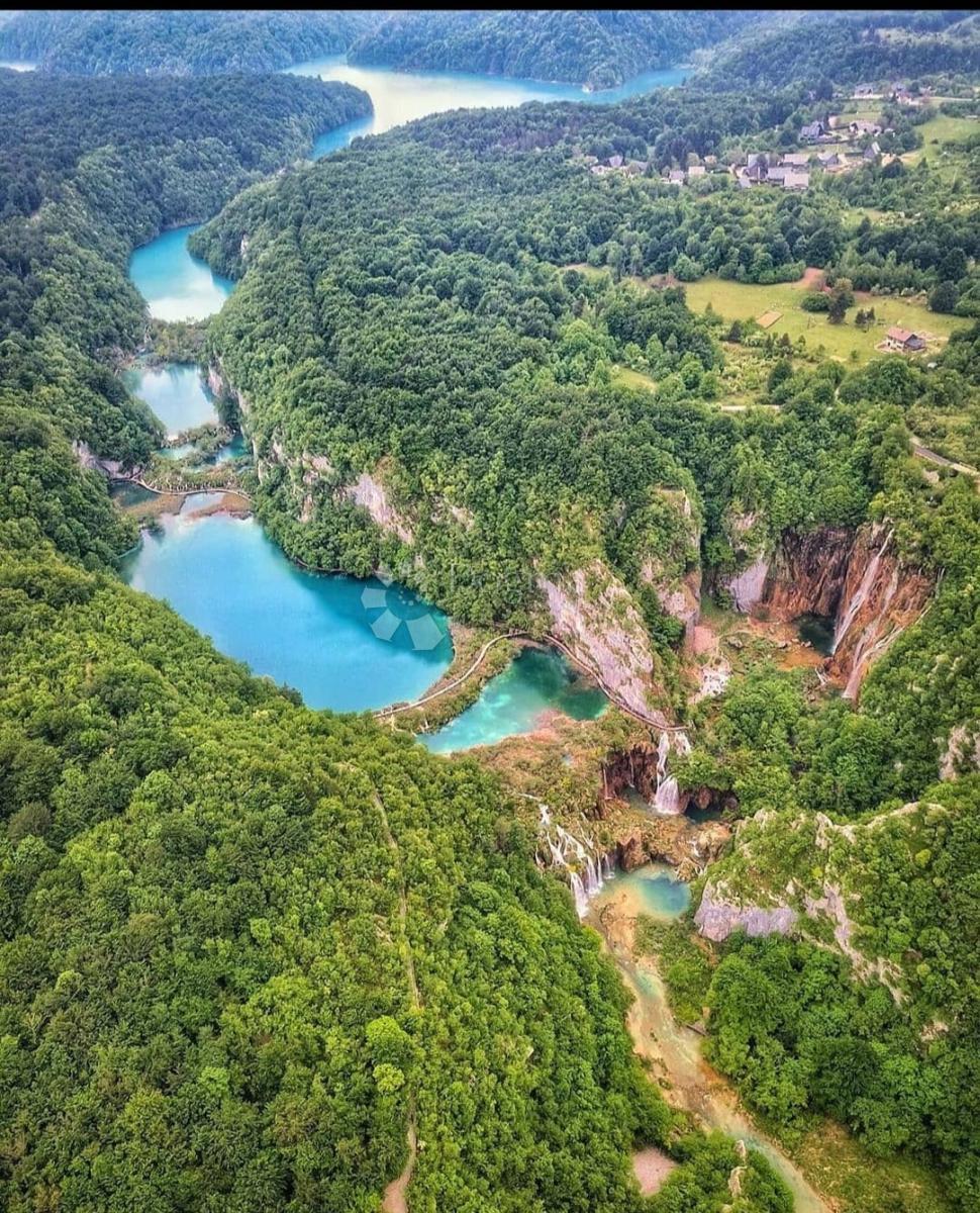 Zemljište Na prodaju - LIČKO-SENJSKA PLITVIČKA JEZERA