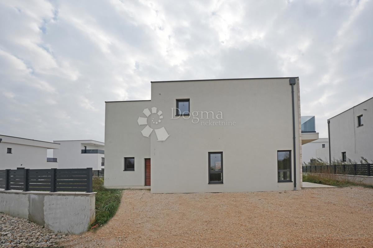 Dům Na prodej - ISTARSKA TAR-VABRIGA