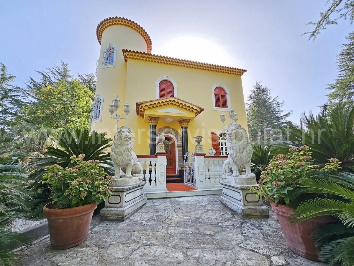 House For sale - šibensko-kninska šibenik - foto 1/40