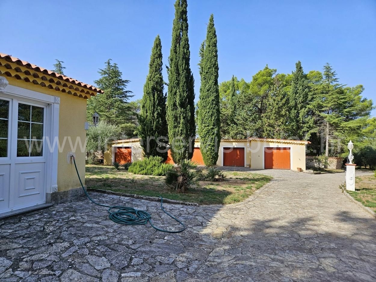 House For sale - ŠIBENSKO-KNINSKA ŠIBENIK