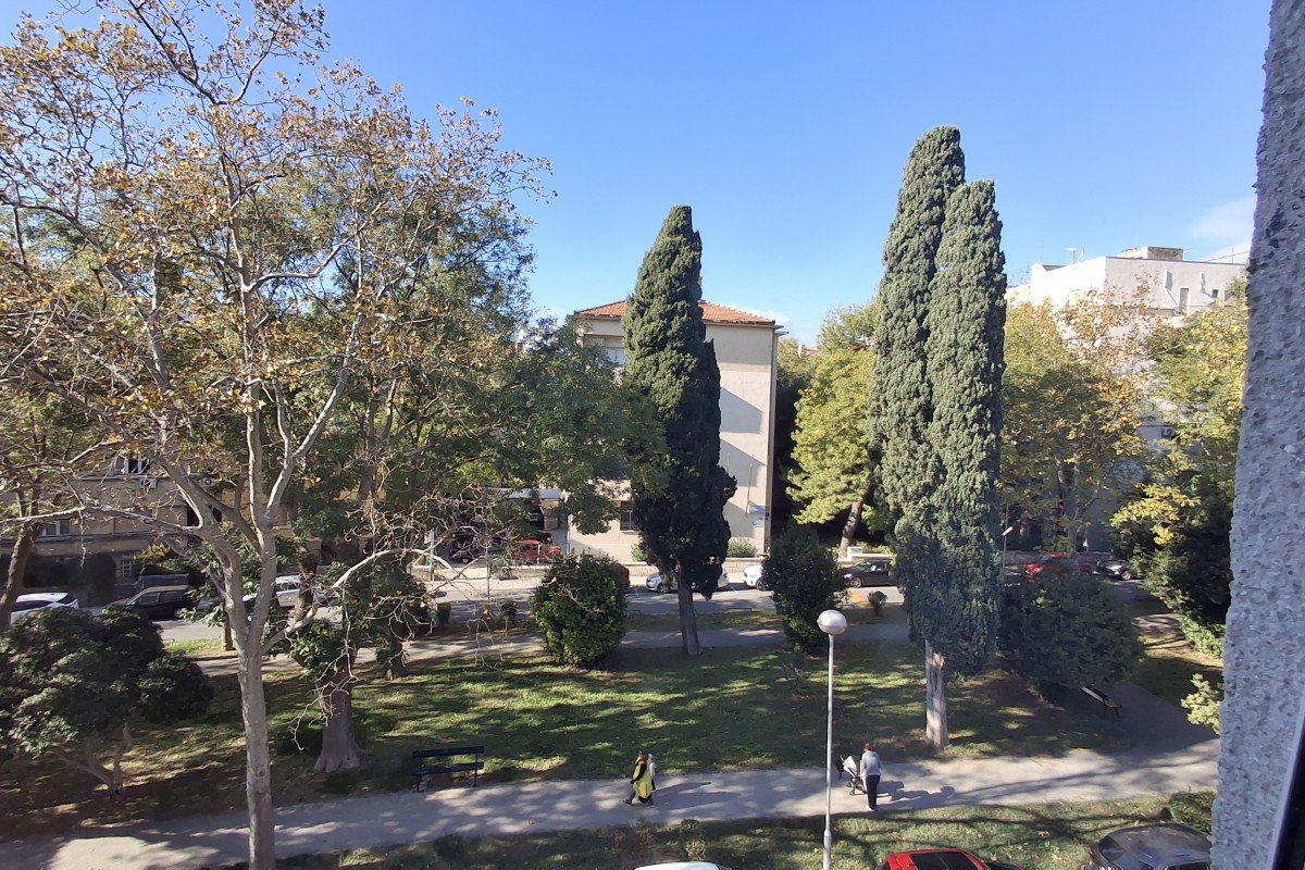Apartment Zu verkaufen - SPLITSKO-DALMATINSKA SPLIT