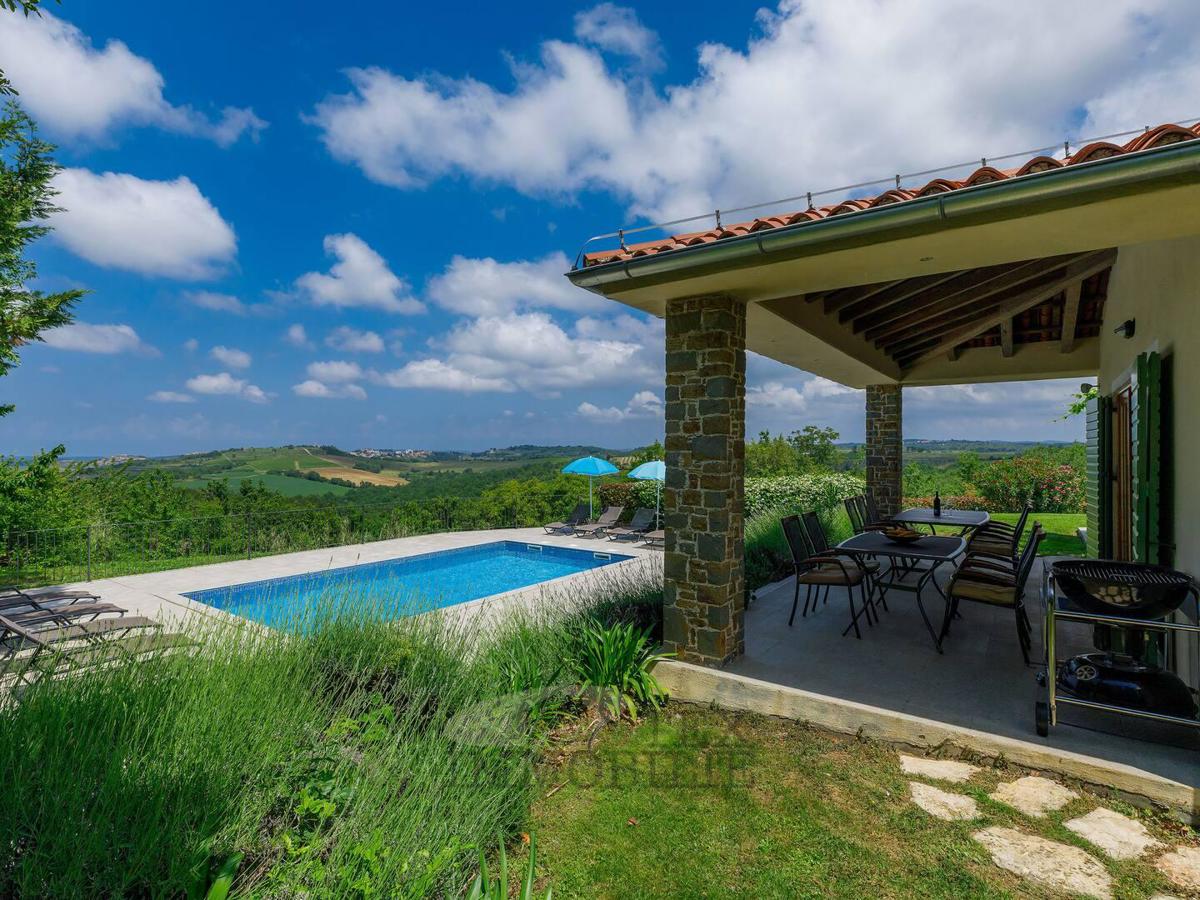 House For sale - ISTARSKA BUJE