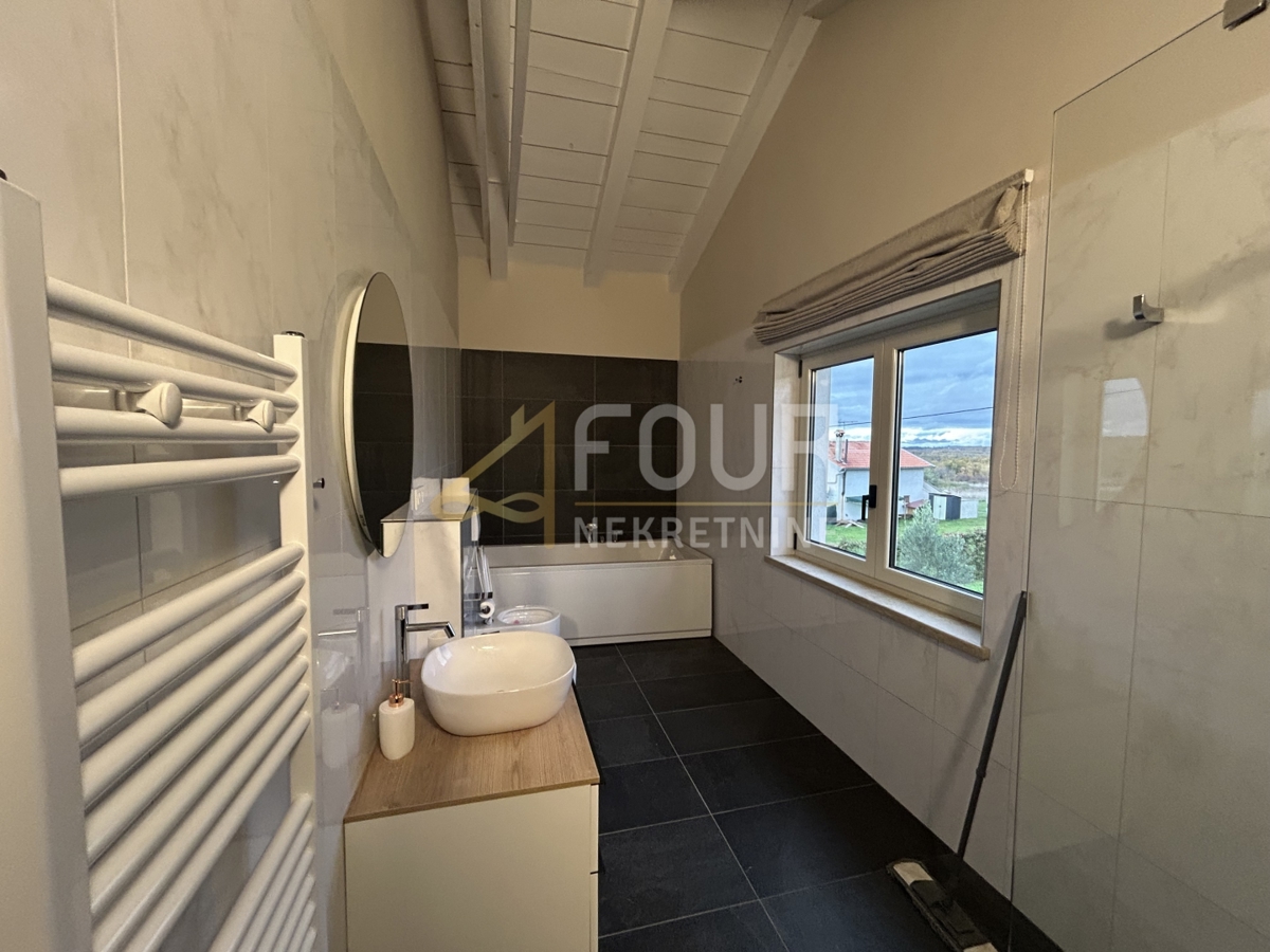 House For sale - ISTARSKA VIŠNJAN
