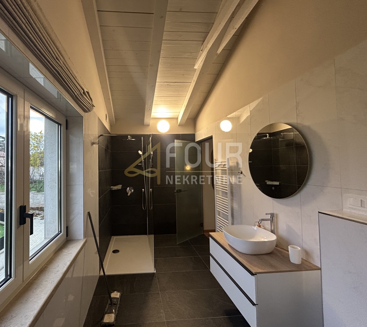 House For sale - ISTARSKA VIŠNJAN