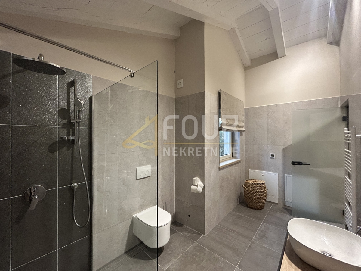 House For sale - ISTARSKA VIŠNJAN