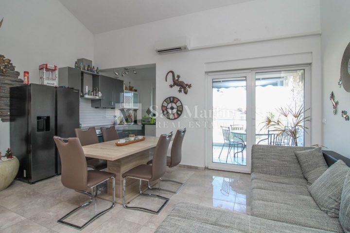 Apartmán na prodej 75 m² – Poreč