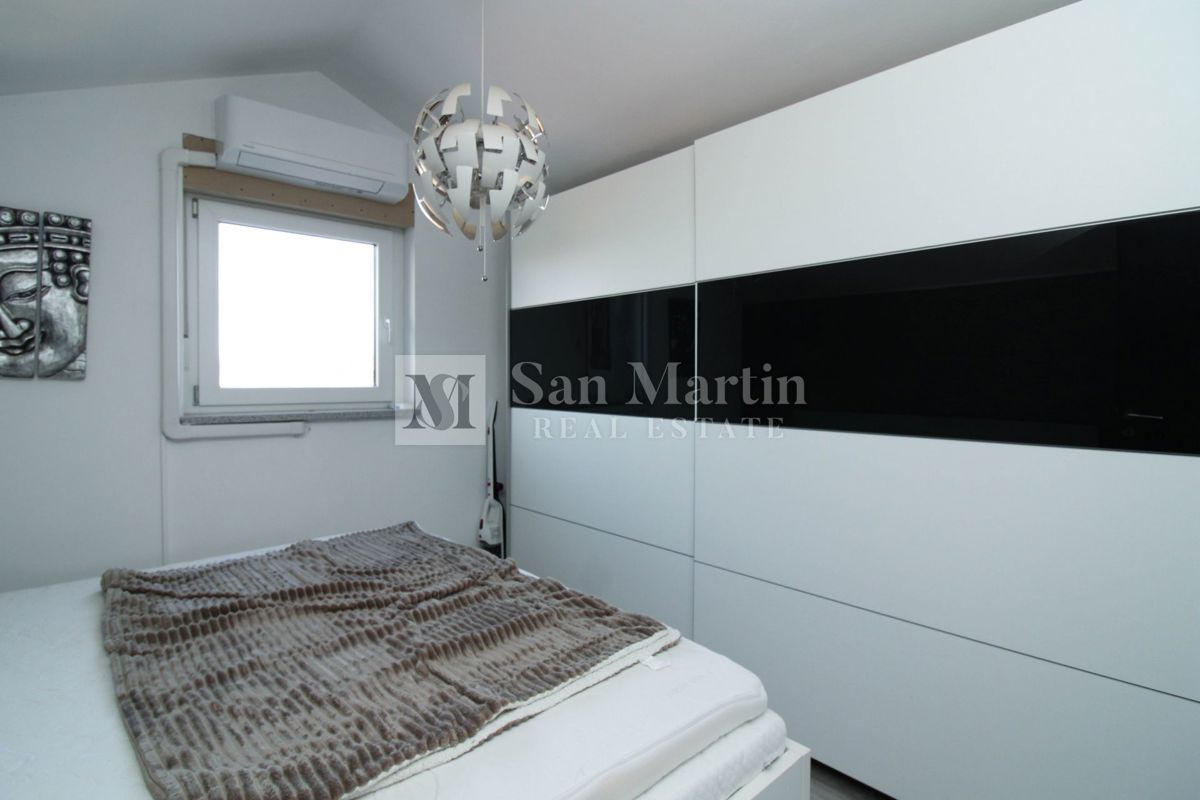 Apartmán Na predaj - ISTARSKA POREČ