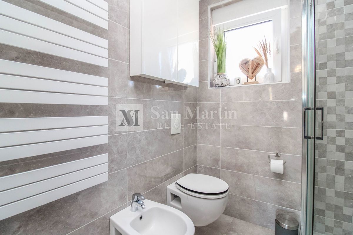 Apartmán Na predaj - ISTARSKA POREČ