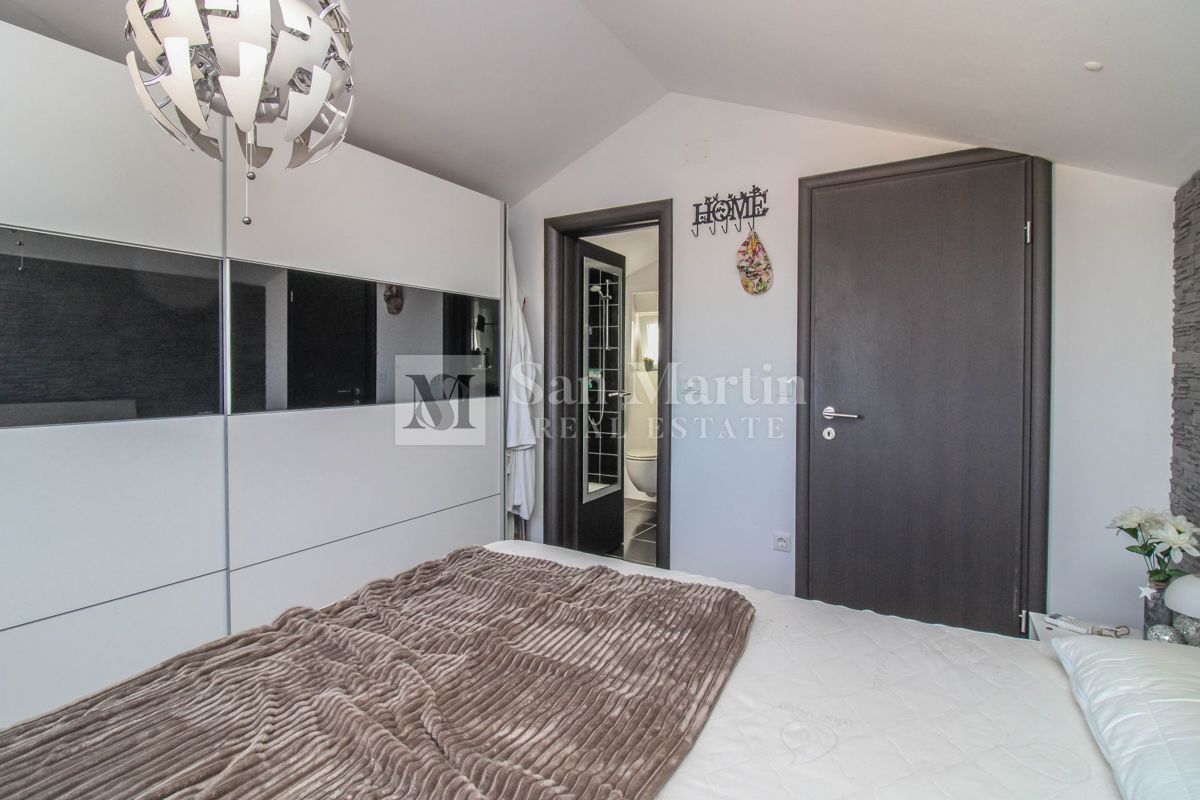 Apartmán Na predaj - ISTARSKA POREČ