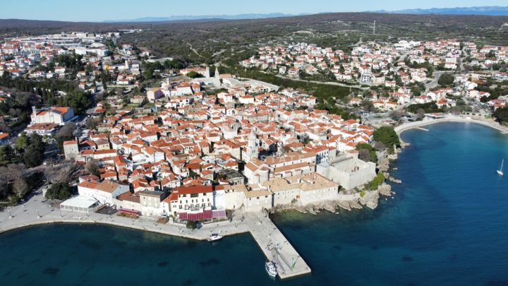 Land for sale 1000 m² – Krk