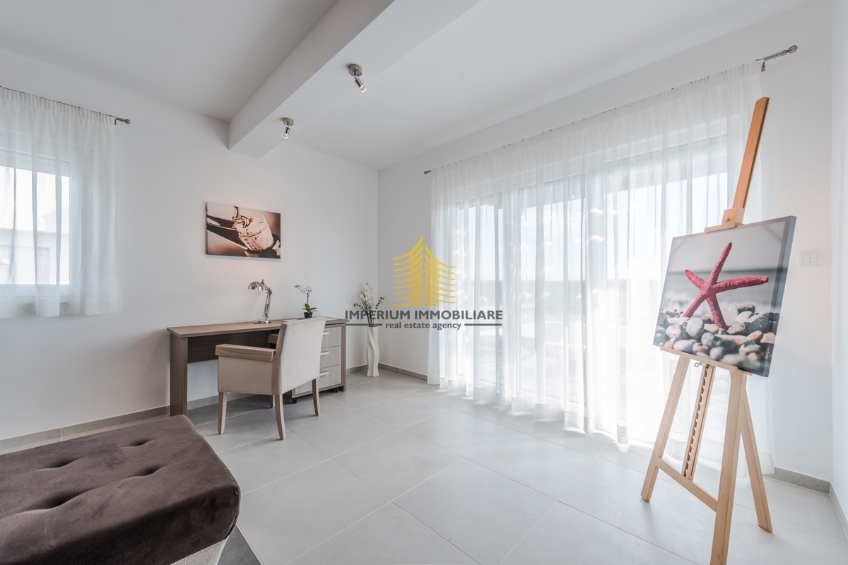 Casa In vendita - ZADARSKA SUKOŠAN