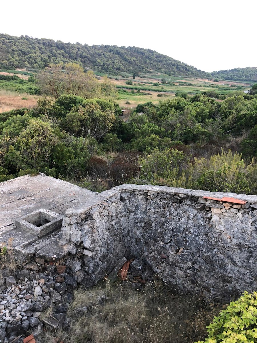 House For sale - SPLITSKO-DALMATINSKA VIS
