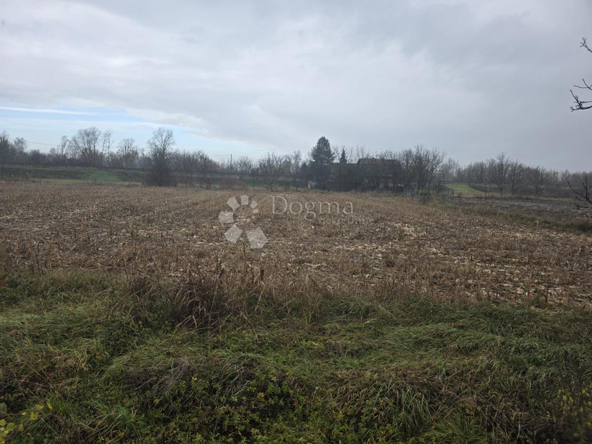 Land For sale - Zagrebačka Rugvica - foto 2/4