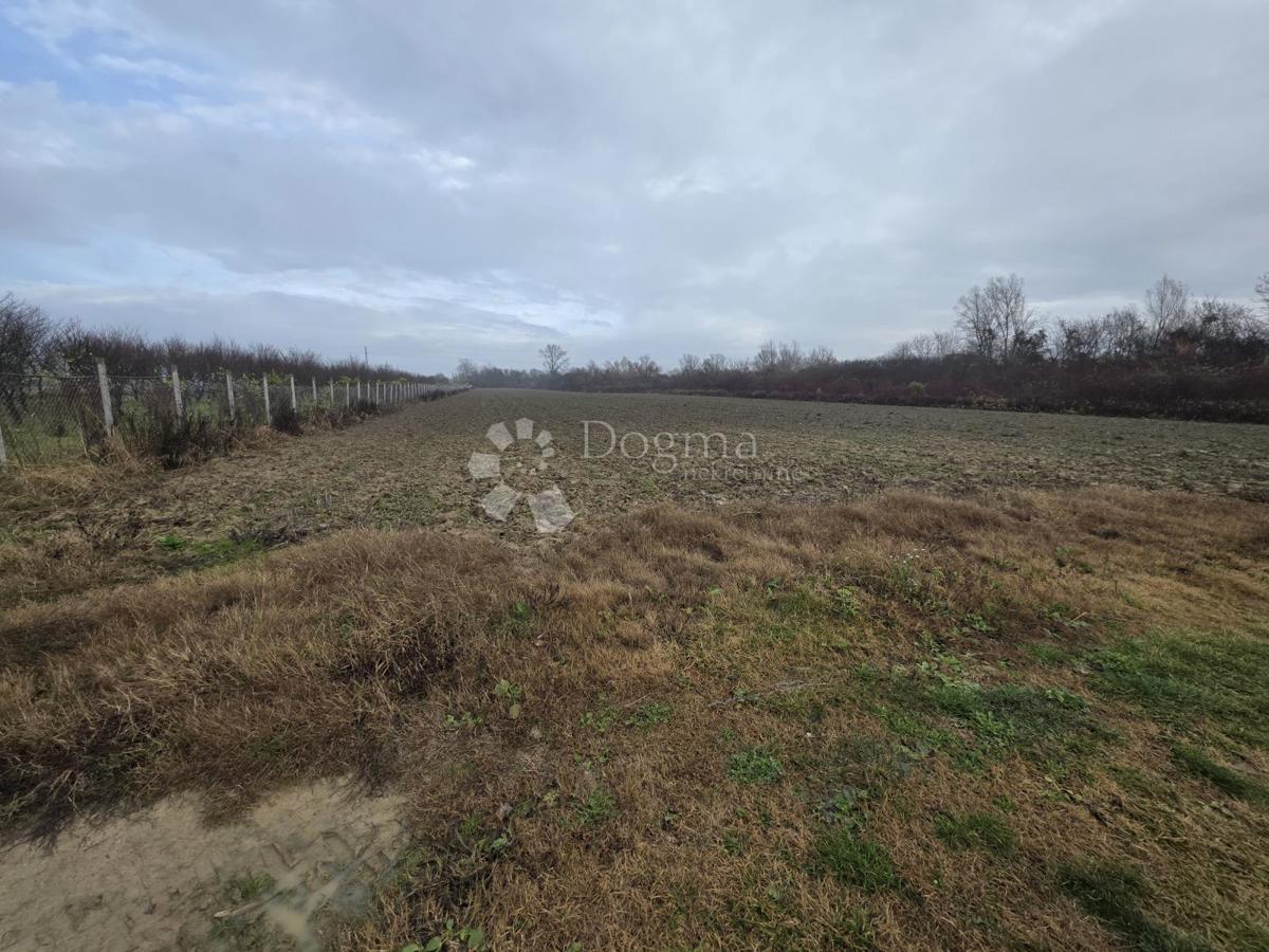 Land For sale - Zagrebačka Rugvica - foto 1/4