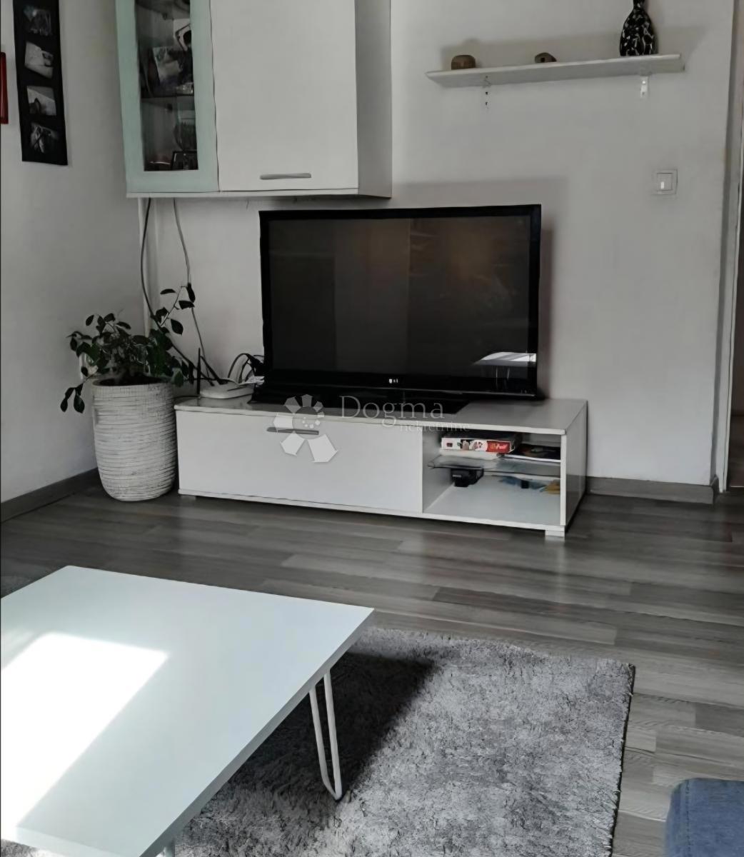 Appartamento In vendita - SPLITSKO-DALMATINSKA BRAČ