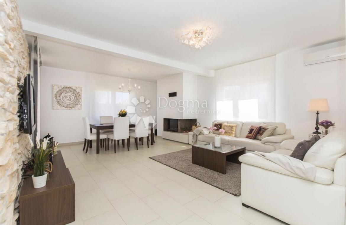 House For sale - Istarska Labin - foto 2/24