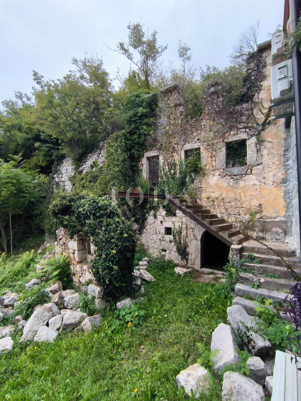 Haus Zu verkaufen - PRIMORSKO-GORANSKA VINODOLSKA OPĆINA
