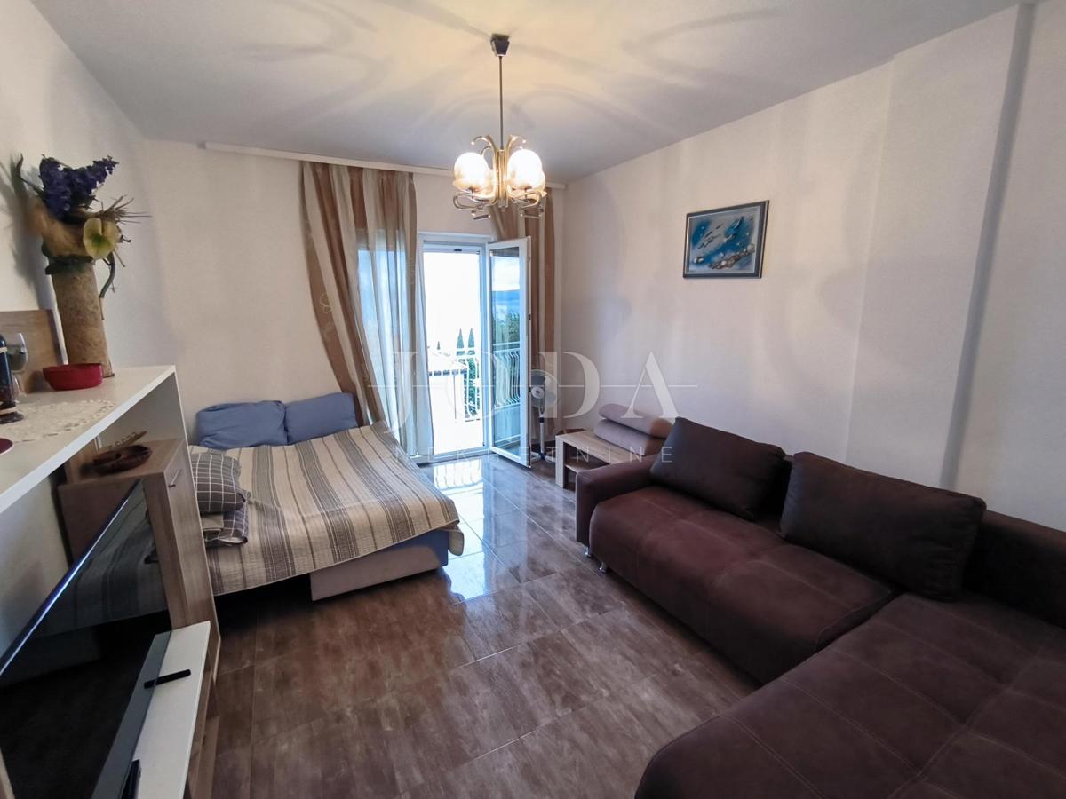 Stan Na prodaju - PRIMORSKO-GORANSKA CRIKVENICA
