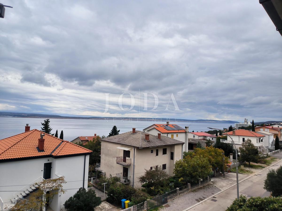 Stan Na prodaju - PRIMORSKO-GORANSKA CRIKVENICA