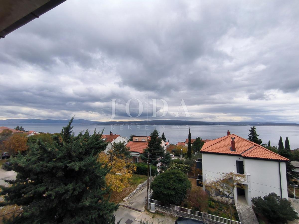 Stan Na prodaju - PRIMORSKO-GORANSKA CRIKVENICA
