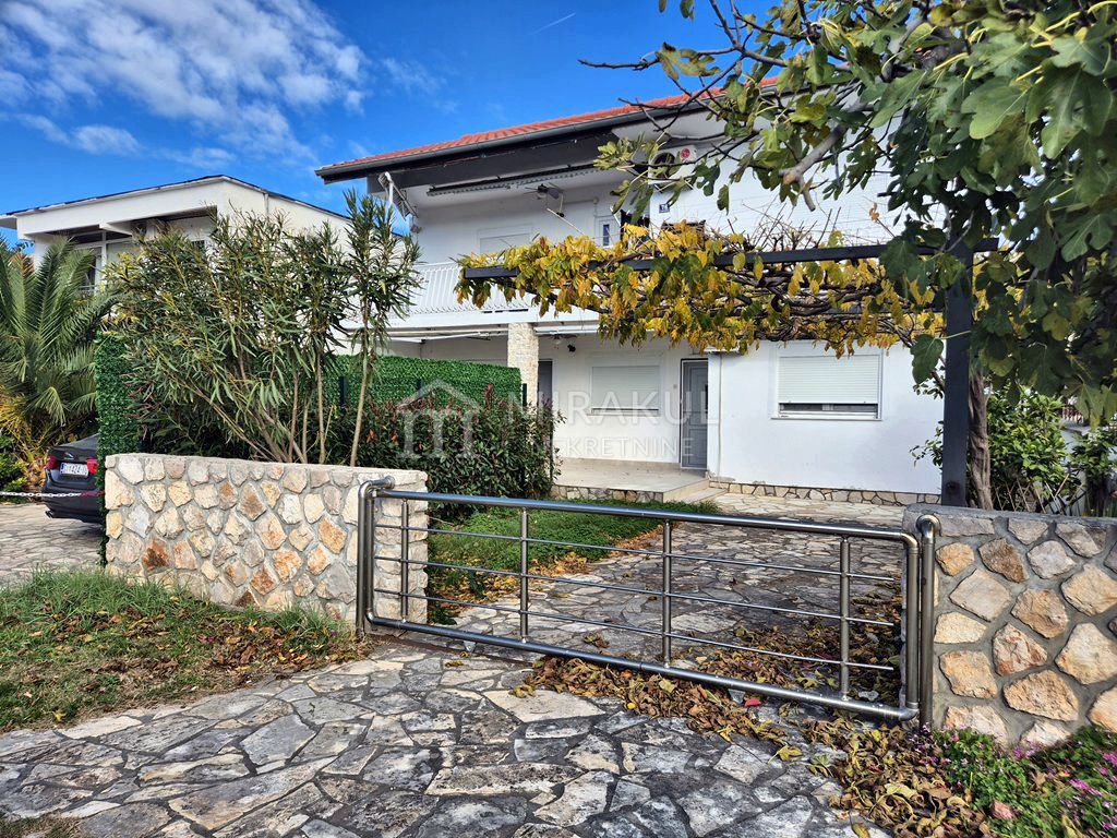 Appartement À vendre - šibensko-kninska Pirovac - foto 1/15