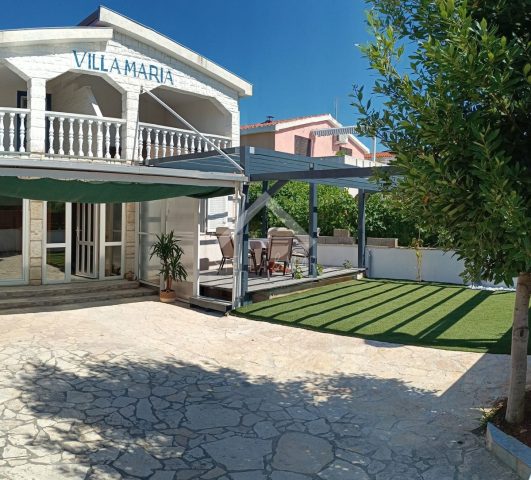 Maison à vendre 136 m² – Vir
