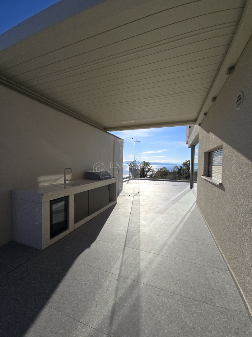 Flat For sale - PRIMORSKO-GORANSKA KOSTRENA