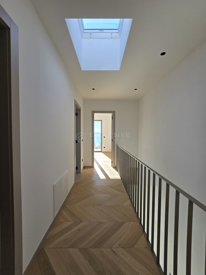 Flat For sale - PRIMORSKO-GORANSKA KOSTRENA