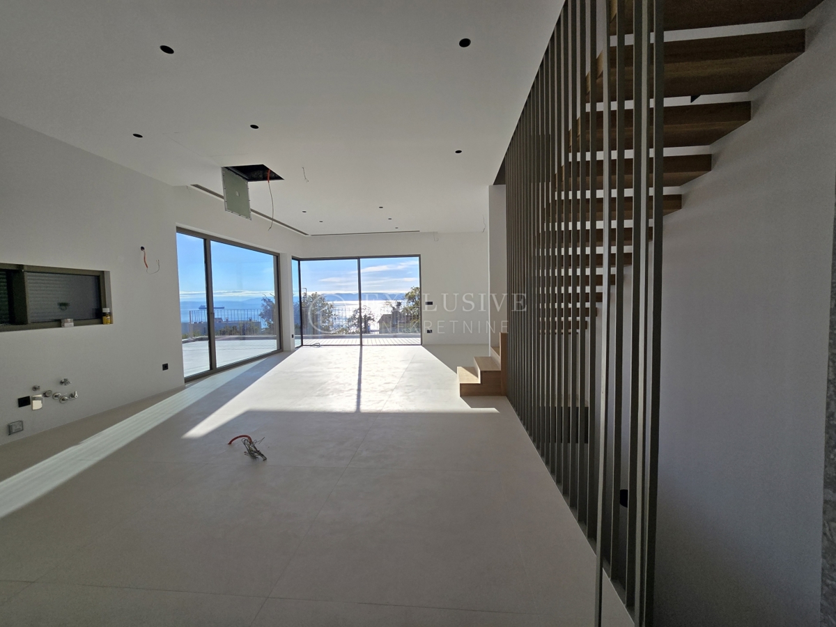 Flat For sale - PRIMORSKO-GORANSKA KOSTRENA