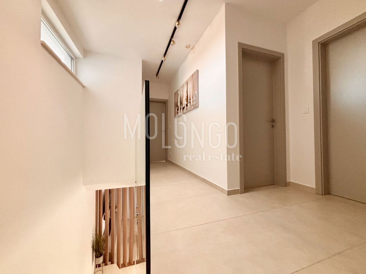 Casa In vendita - PRIMORSKO-GORANSKA KRK