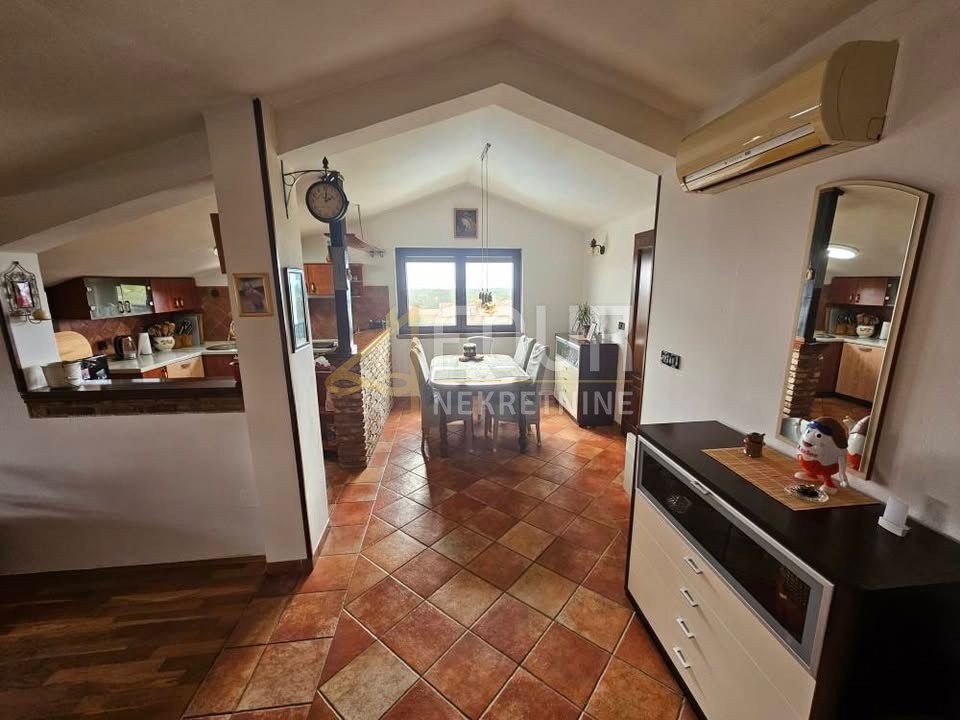 Apartma Na predaj - ISTARSKA POREČ