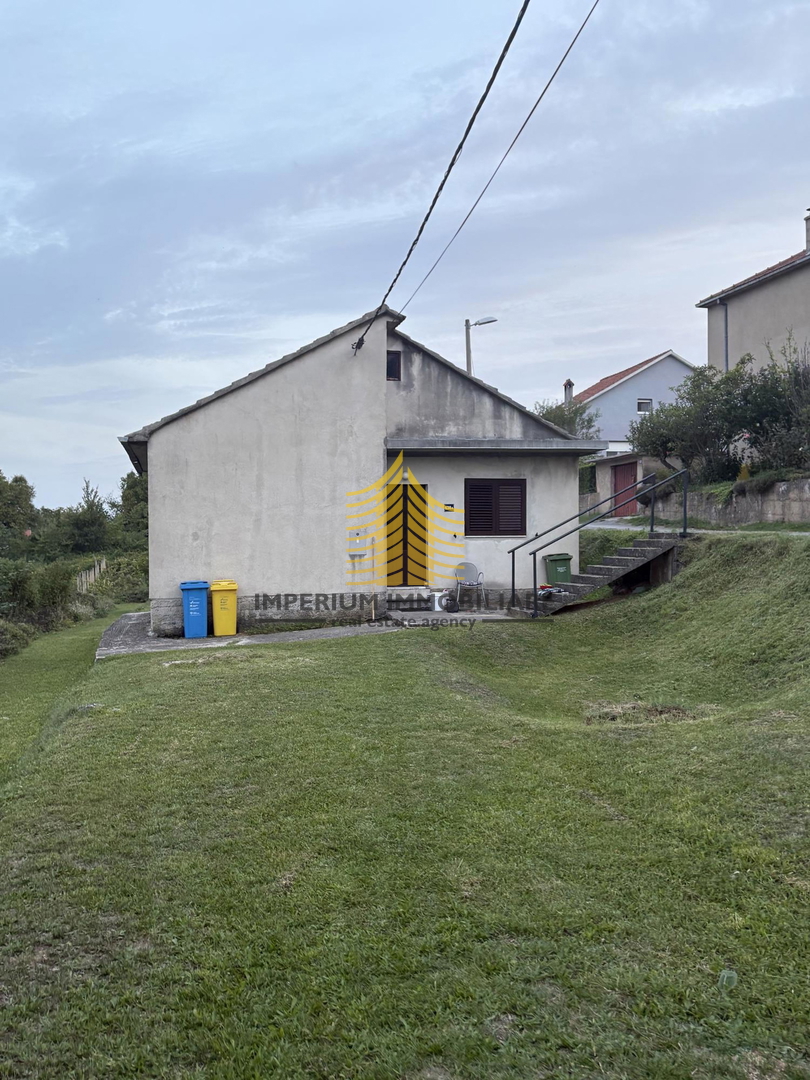 Dom Na predaj - SPLITSKO-DALMATINSKA SINJ