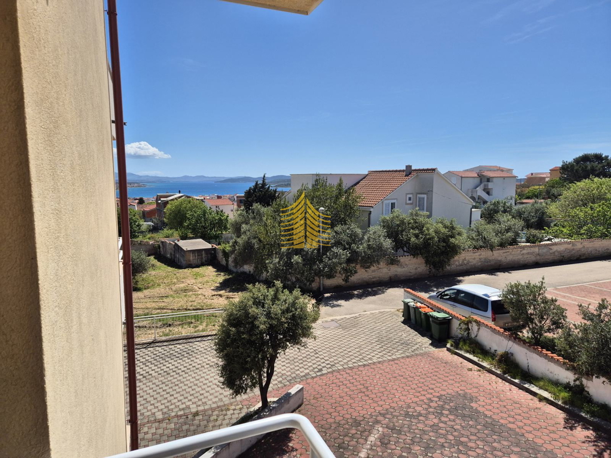 Appartamento Da affittare - ŠIBENSKO-KNINSKA VODICE