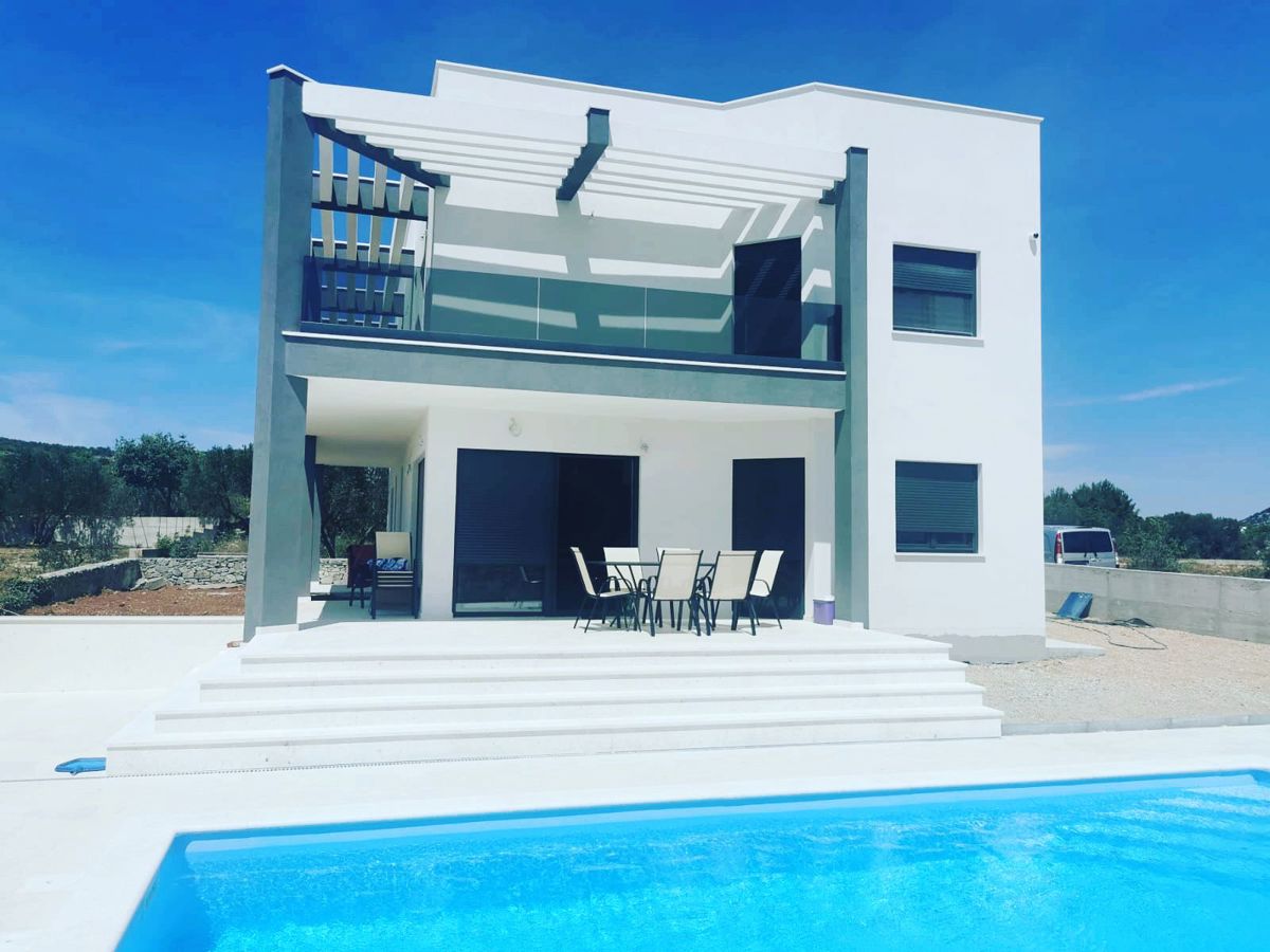 House For sale - ŠIBENSKO-KNINSKA VODICE