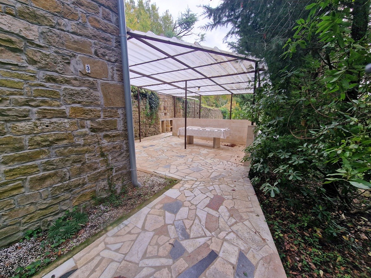 Haus Zu verkaufen - ISTARSKA GROŽNJAN