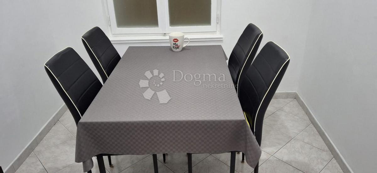 Flat For sale - LIČKO-SENJSKA SENJ