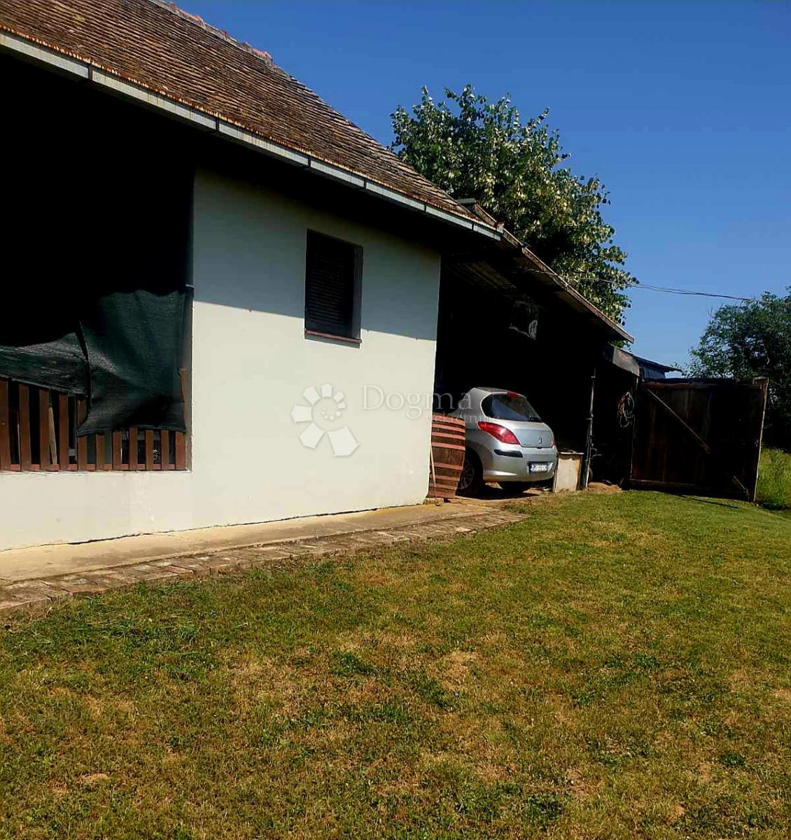Kuća Na prodaju - OSJEČKO-BARANJSKA KNEŽEVI VINOGRADI