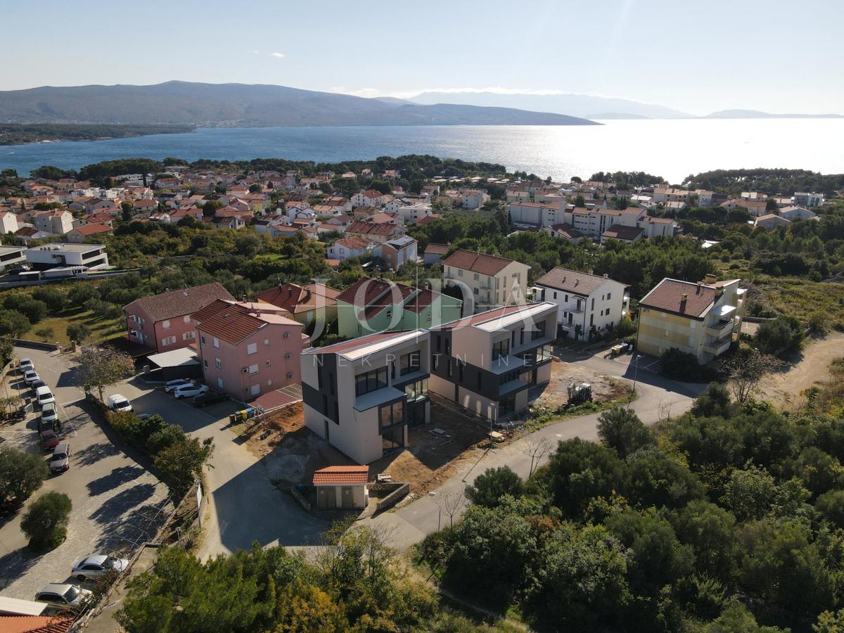Stan Na prodaju - PRIMORSKO-GORANSKA KRK