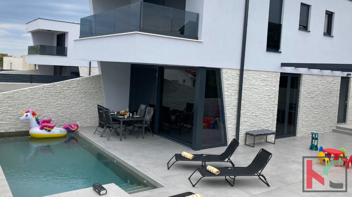 Haus Zu verkaufen - Istarska Pula - foto 1/15