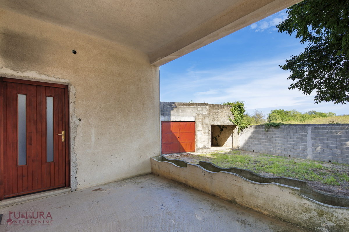 House For sale - ZADARSKA BENKOVAC
