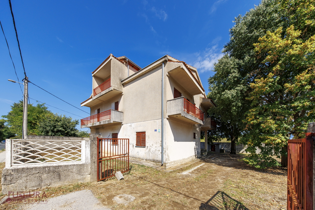 House For sale - ZADARSKA BENKOVAC